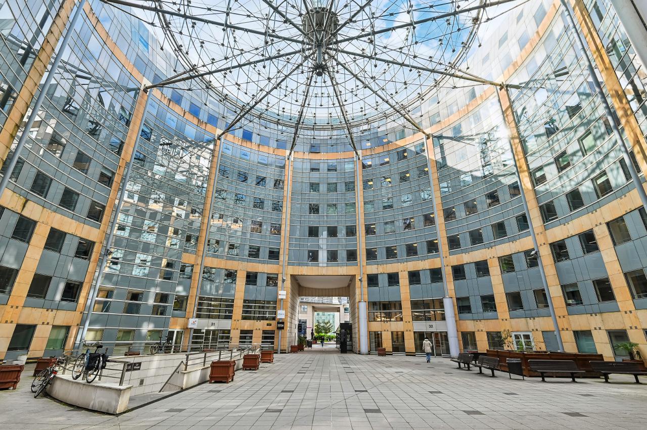 Bureau La Défense 784m² Location bureau Puteaux Hauts-de-Seine OLBUR2420410 0